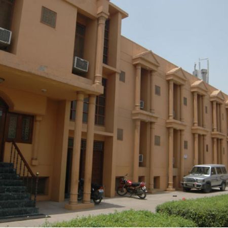Hotel The Shubham Vrindāvan Exterior photo