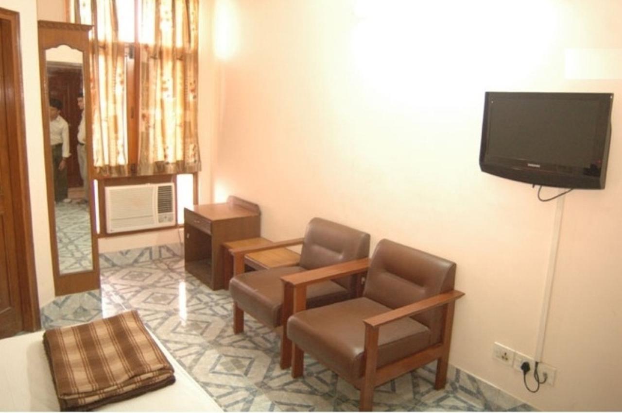 Hotel The Shubham Vrindāvan Exterior photo
